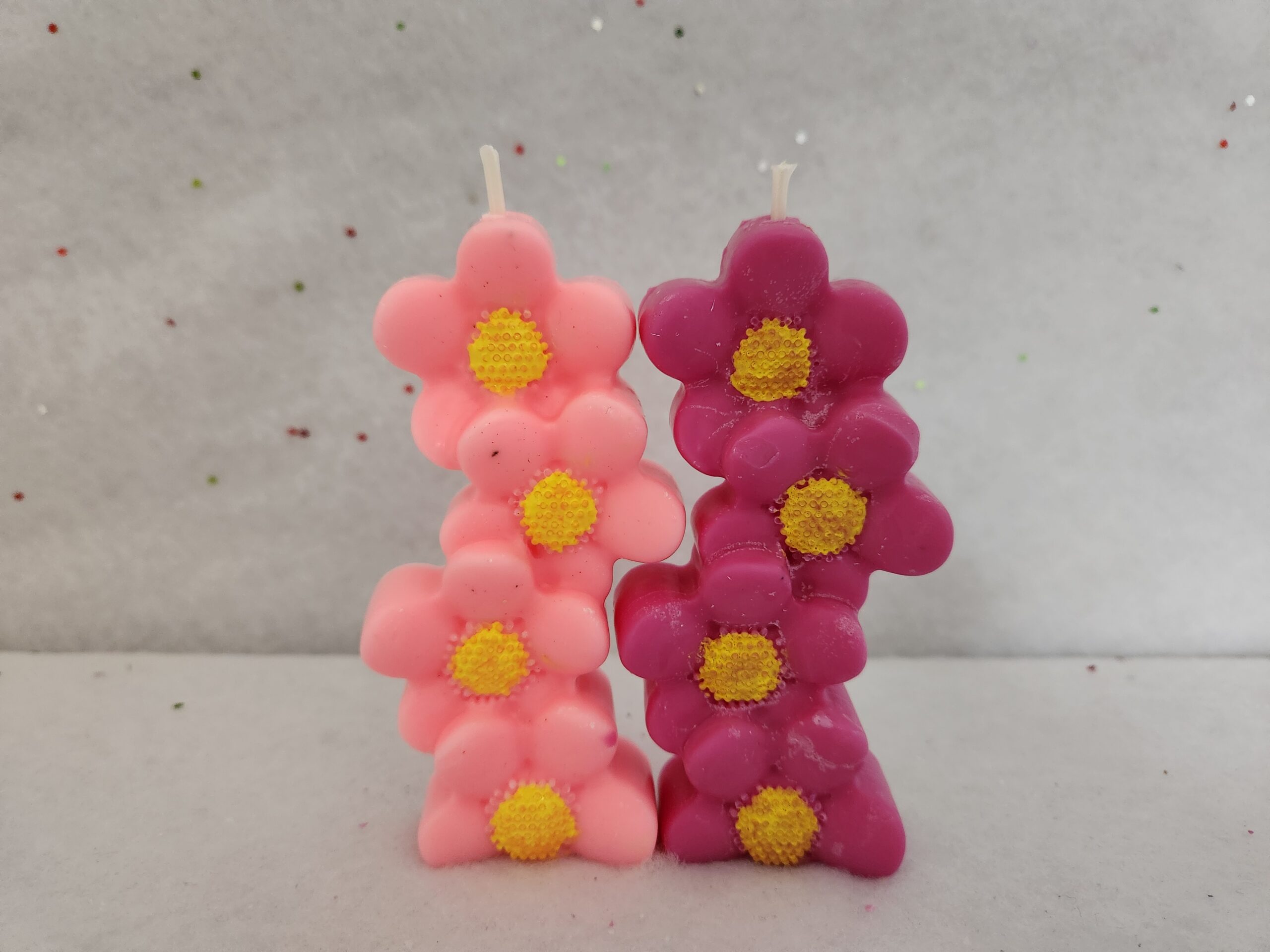 Bougie Rangée de Fleurs Rose fushia et Rose pâle – Image 1