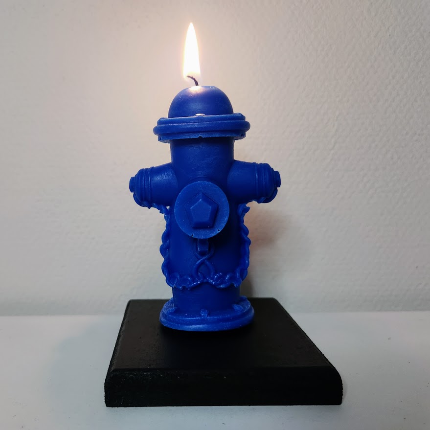 Bougie borne incendie bleue