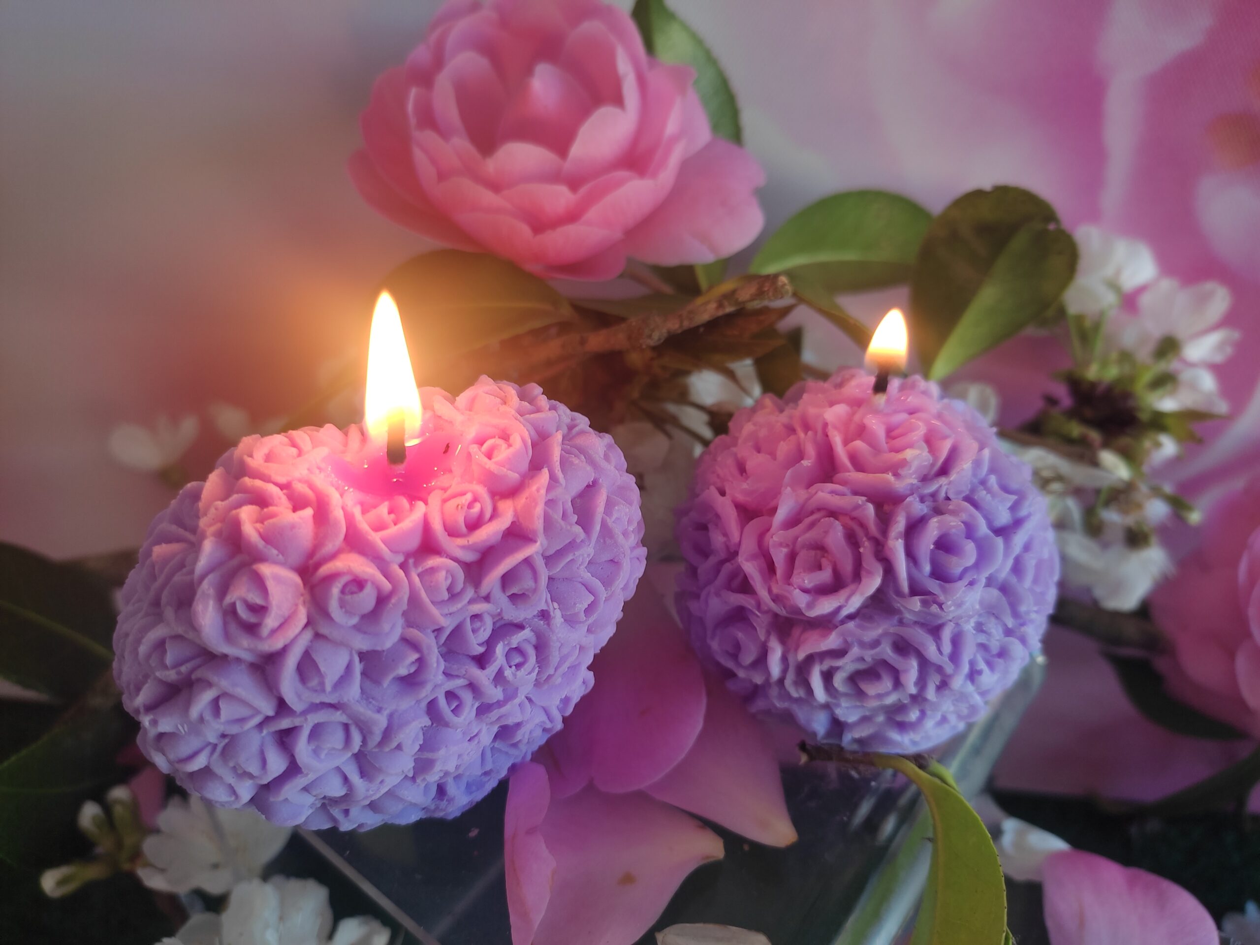 Bougies cœur et boule fleuris – Image 1