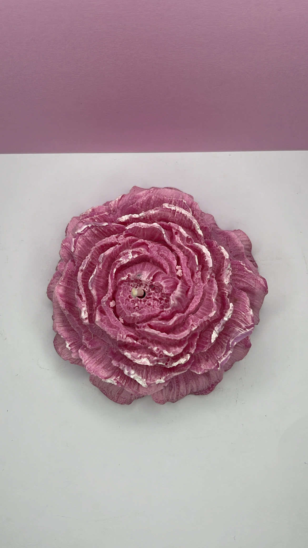 Bougie Fêtes des Mères : Camélia Rose et Blanc – Image 2