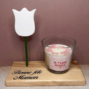 Bougie Noeuds rose pâle et son socle en bois