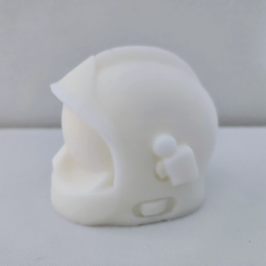 casque de pompier miniature en cire 7 cm